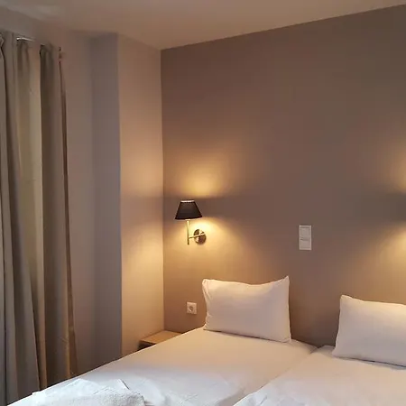 Lux Hotel Piraeus Exterior photo